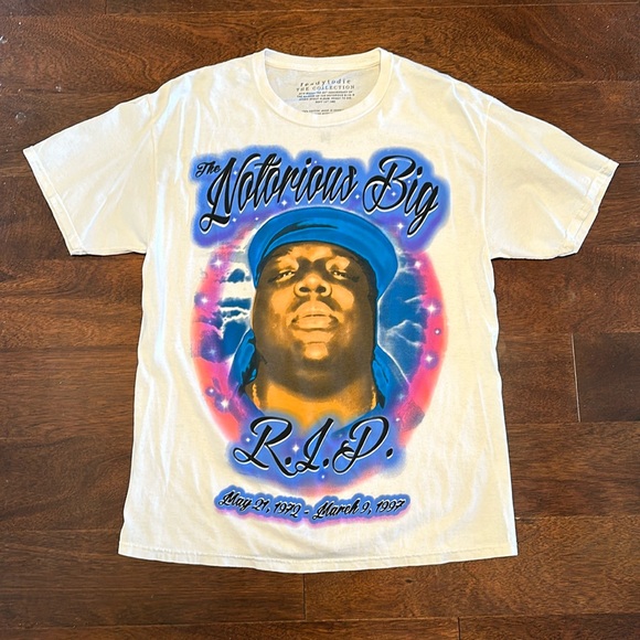 The Notorious B.I.G Biggie Smalls Airbrush Style Shirt Adult Size Medium - Picture 1 of 1